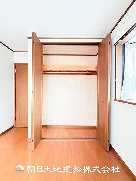 【クローゼット (寝室 約5.3帖)】