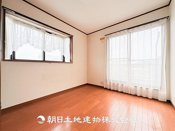 【寝室 (約5.3帖)】