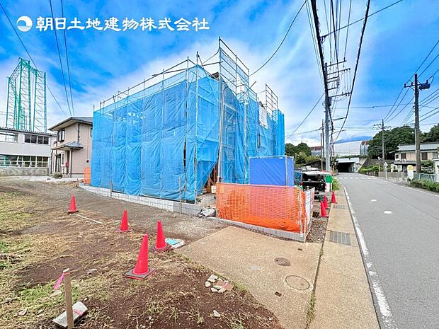 【現地外観:令和8年11月上旬完成予定】※同メーカーのモデルハウスございます。