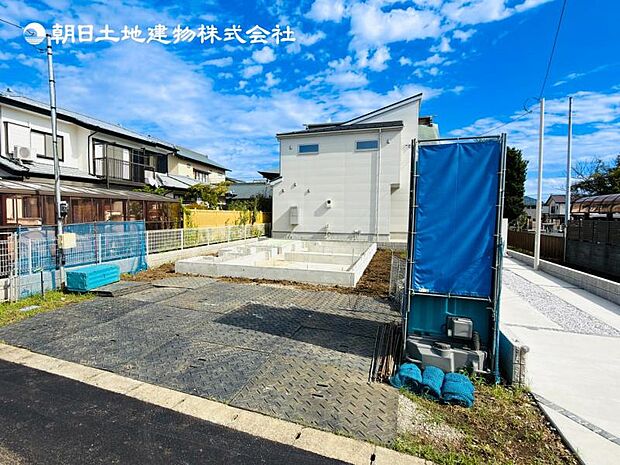 【現地外観：令和8年12月完成予定】※同メーカーのモデルハウスございます。