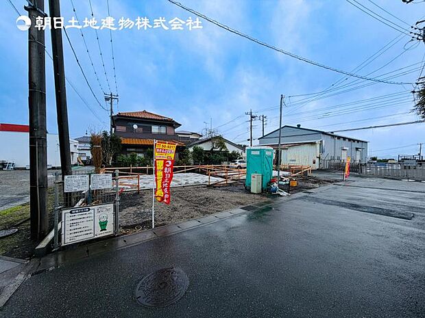 【現地外観:令和9年1月下旬完成予定】※同メーカーのモデルハウスございます。
