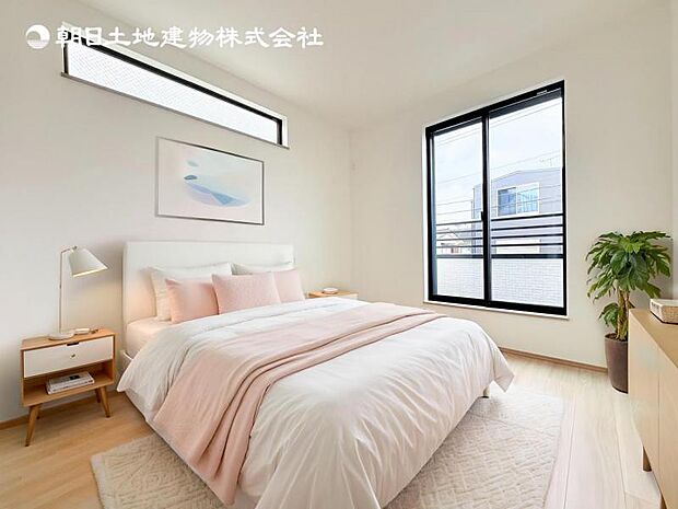 【洋室】木目のフローリングが暖かみのある室内に。明るい寝室で心地のいい朝を迎えられそう。※家具はCG合成の為付属しません。