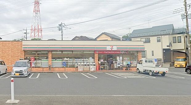 【セブンイレブン 相模原磯部店】870m 店員さんの対応も非常に感じがよい店舗です。 駐車場も広く入りやすいです。