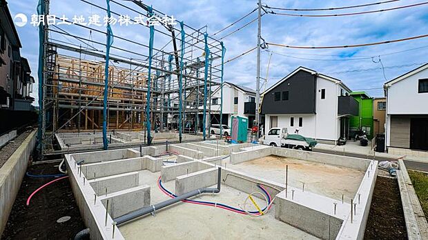 【現地外観:令和8年11月完成予定】※同メーカーのモデルハウスございます。