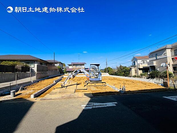 【現地外観：令和9年2月下旬完成予定】※同メーカーのモデルハウスございます。