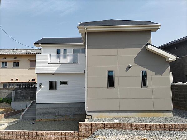 重厚感のある住宅用ALCの外観が特徴です