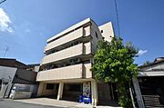 尼崎駅より徒歩9分 4階 築30年8ヶ月の賃貸物件