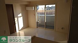 JR武蔵野線 越谷レイクタウン駅 徒歩12分の賃貸アパート 2階2LDKのリビング/ダイニング