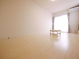 クレイノルナ　ルミエール三郷 107 1階1Kのリビング/ダイニング