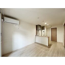 アーバンコートII 1階1LDKのリビング/ダイニング