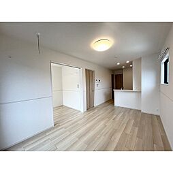 クレストヴィラ 2階2LDKのリビング/ダイニング