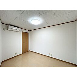 プランド河原町 2階1Kのリビング/ダイニング