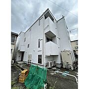 陸前原ノ町駅より徒歩10分 築8年5ヶ月 2階建の賃貸物件