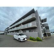 岩切駅より徒歩29分 築12年3ヶ月 3階建の賃貸物件