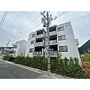 東照宮駅より徒歩10分 築2年8ヶ月 4階建の賃貸物件