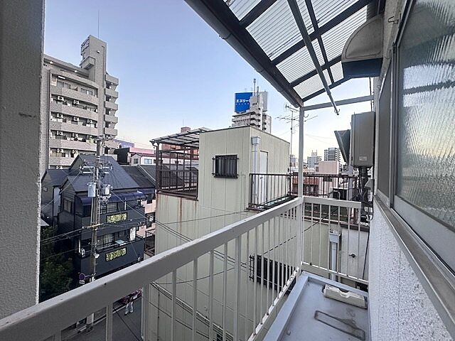バルコニー