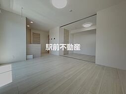 LUSSO　V 302 3階1LDKのリビング/ダイニング