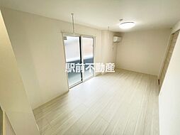 ロイヤルタウン日の出 101 1階1LDKのリビング/ダイニング