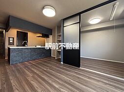 O・フレア　B棟 102 1階1LDKのリビング/ダイニング