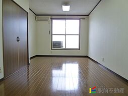 フレンシア 203 2階1Kのリビング/ダイニング