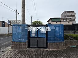7 / 23