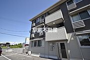 ファミールＳＨＯＷ 3階 築15年1ヶ月の賃貸物件