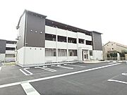 浜松駅よりバス55分 徒歩5分 築1年11ヶ月 3階建の賃貸物件