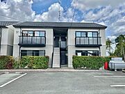 浜松駅よりバス22分 徒歩8分 1階 築25年11ヶ月の賃貸物件