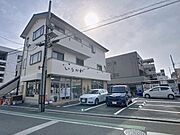 八幡駅より徒歩4分 築20年3ヶ月 3階建の賃貸物件
