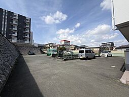 16 / 19