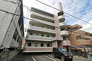 メゾン 亀川 1階 築35年9ヶ月の賃貸物件