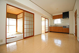 シーサイド大平 406 4階3LDKのリビング/ダイニング