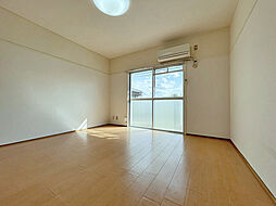 大在コーポ 213 2階1Kのリビング/ダイニング