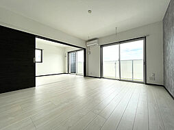 ゼノン広瀬町 304 3階2LDKのリビング/ダイニング