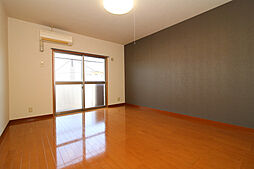 クレステージII 108 1階1Kのリビング/ダイニング