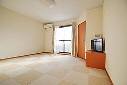 レオパレスラフィネ 108 1階ワンルームのリビング/ダイニング