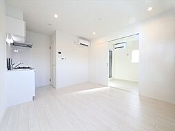 ロイヤルメゾン 2階1LDKのリビング/ダイニング