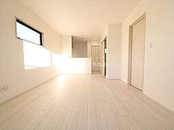 RUSCELLO守山 3階2LDKのリビング/ダイニング