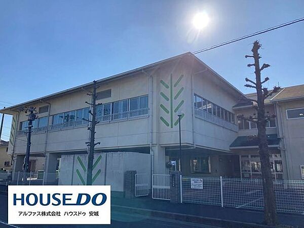 安城市立二本木保育園 750m
