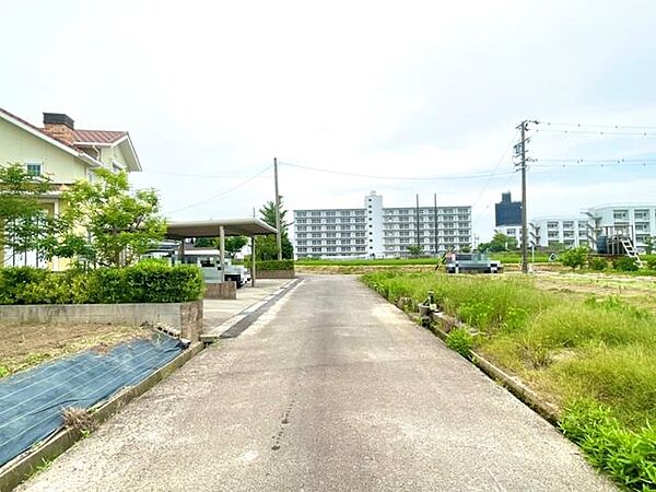 前面道路含む現地写真