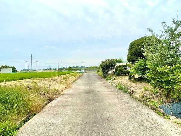 前面道路含む現地写真