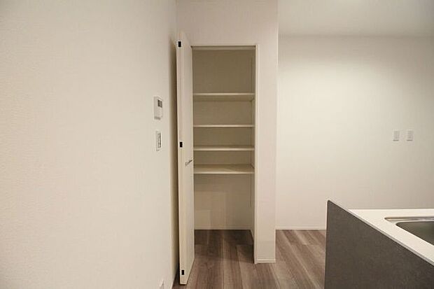 ＊キッチン　パントリー＊