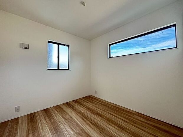 ＊北西側5帖洋室＊