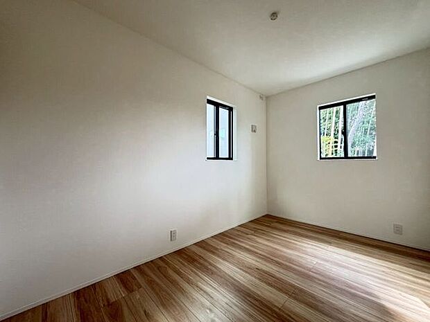 ＊南東側5帖洋室＊