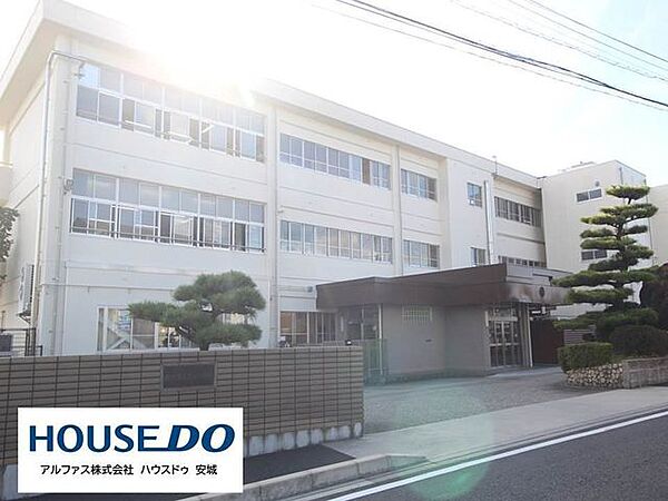 安城市立丈山小学校 2600m