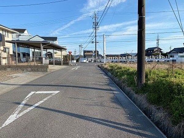 前面道路含む現地写真
