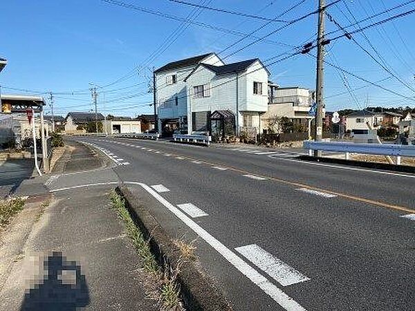 前面道路含む現地写真