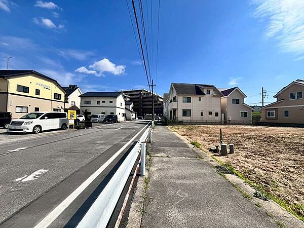 前面道路含む現地写真