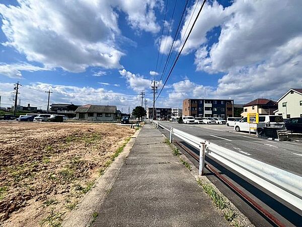 前面道路含む現地写真