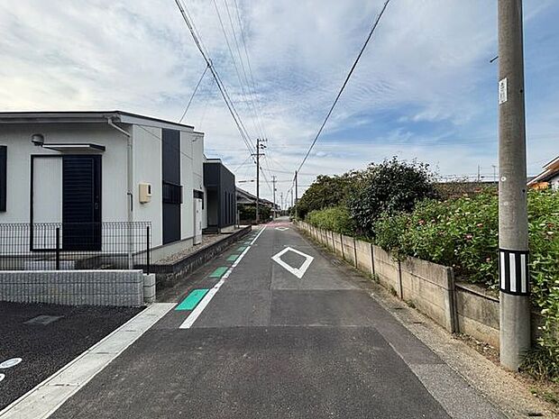 前面道路含む現地写真